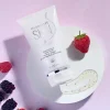 SKIN Scrub με Μούρα για πιο Λαμπερή Επιδερμίδα